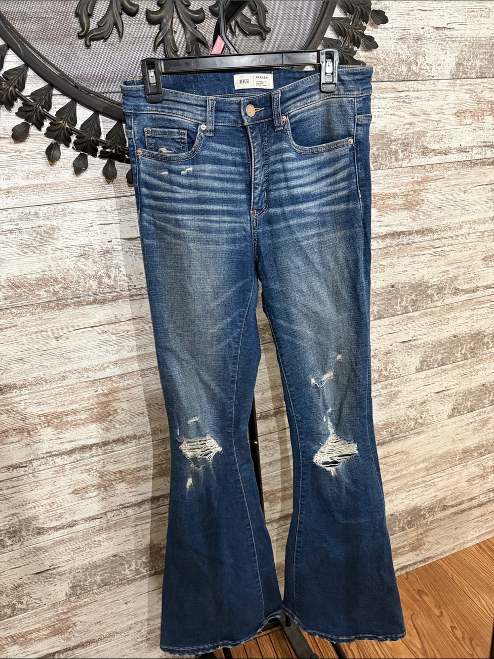 BKE Parker Distressed Flared Women’s Jeans - Blue